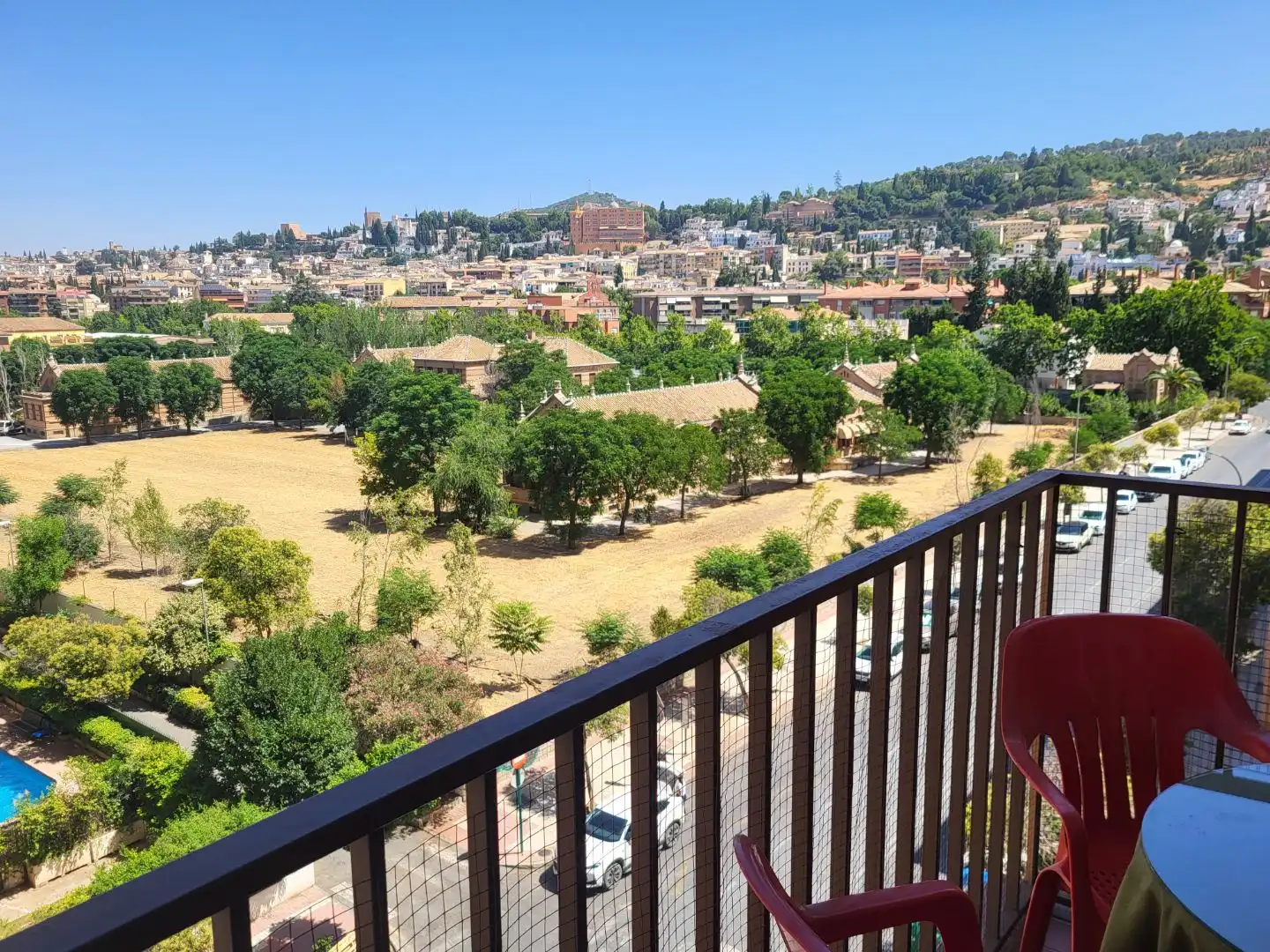 Piso de alquiler en Avenida Pablo Picasso, 28, Cervantes Vista exterior de Piso de alquiler en Granada con Aire acondicionado, Calefacción y Terraza