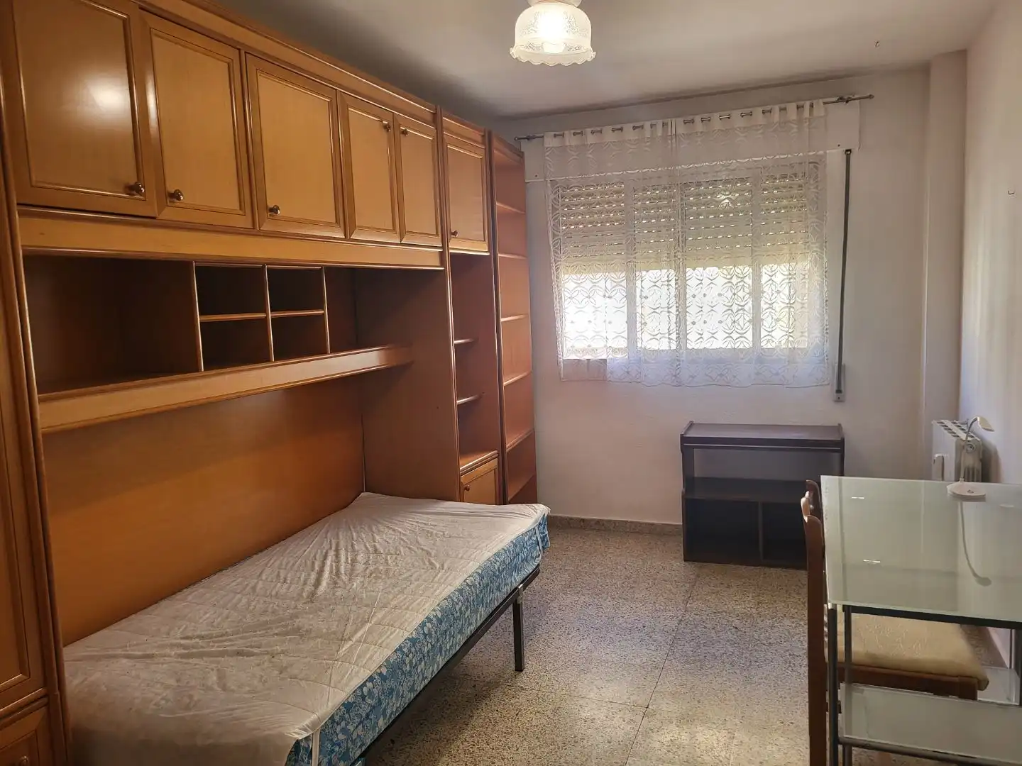 Piso de alquiler en Avenida Pablo Picasso, 28, Cervantes Habitación de Piso de alquiler en Granada con Aire acondicionado, Calefacción y Terraza