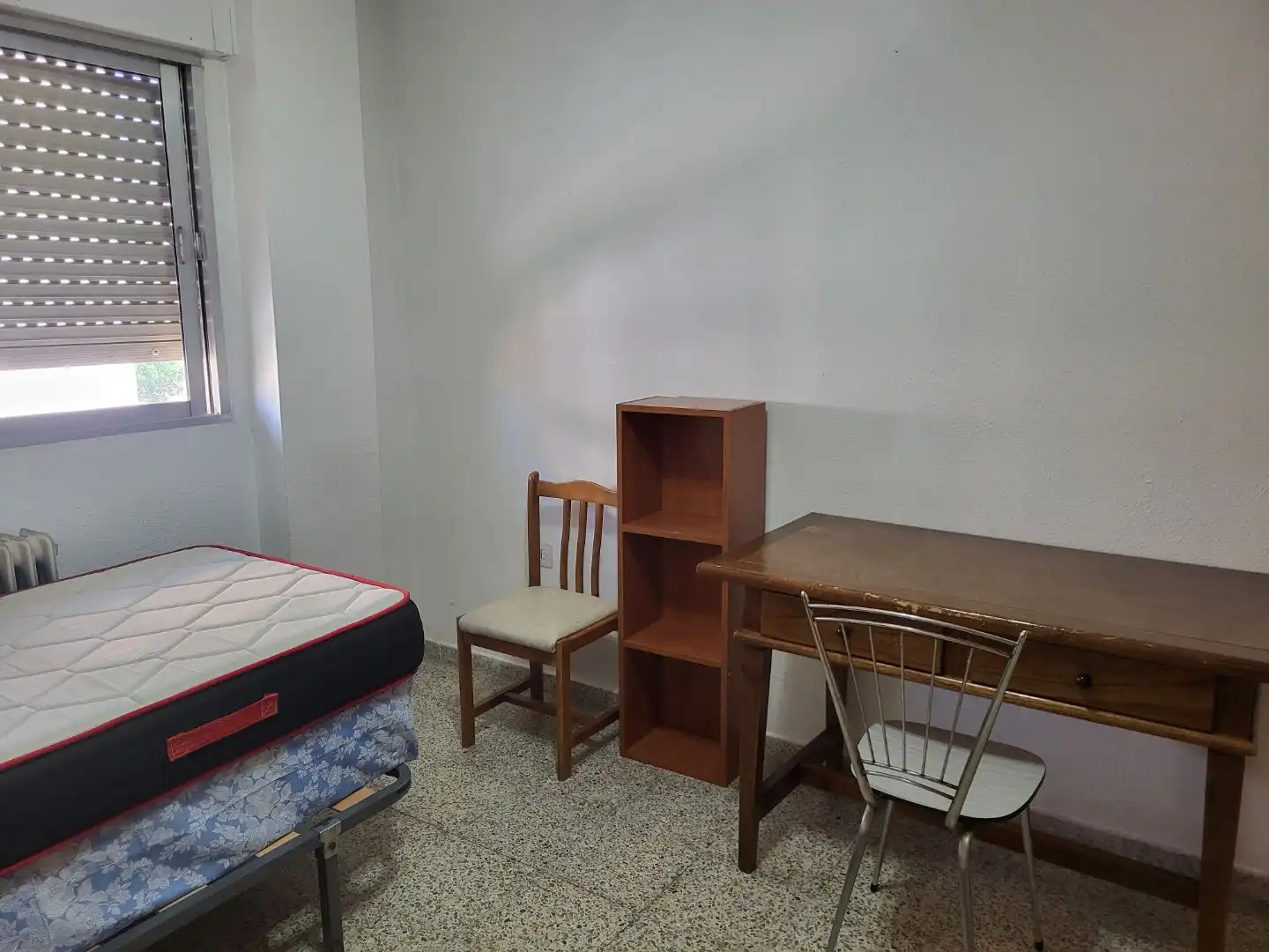 Piso de alquiler en Avenida Pablo Picasso, 28, Cervantes Habitación de Piso de alquiler en Granada con Aire acondicionado, Calefacción y Terraza