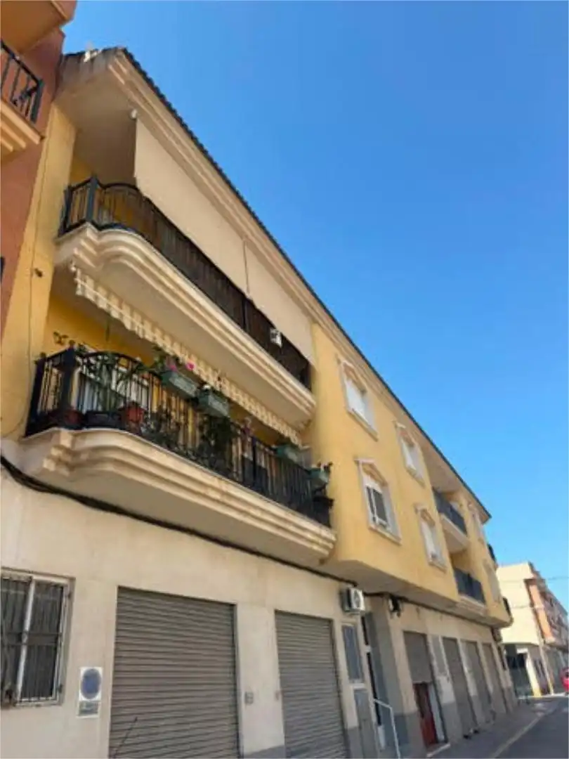 Piso en venta en Rafal Terraza de Piso en venta en Rafal con Calefacción, Trastero y Amueblado