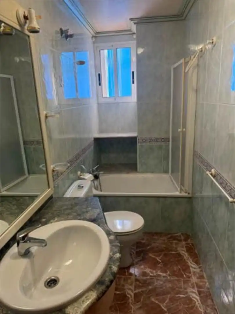 Piso en venta en Rafal Baño de Piso en venta en Rafal con Calefacción, Trastero y Amueblado