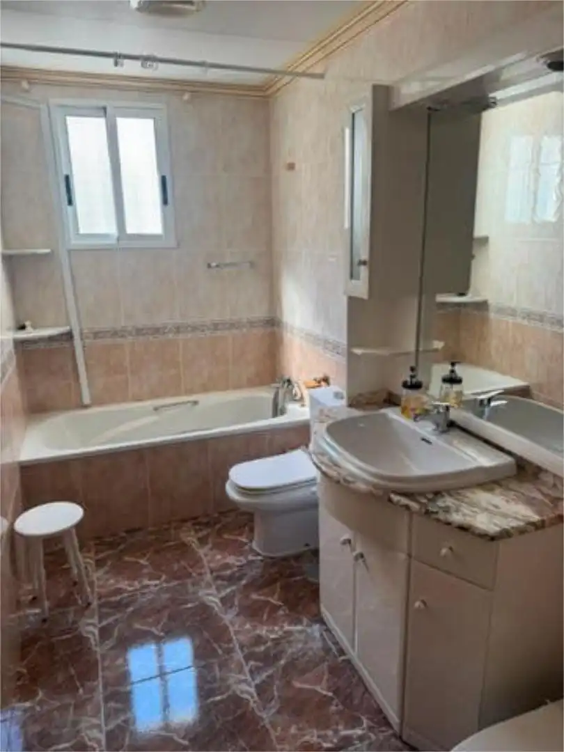 Piso en venta en Rafal Baño de Piso en venta en Rafal con Calefacción, Trastero y Amueblado