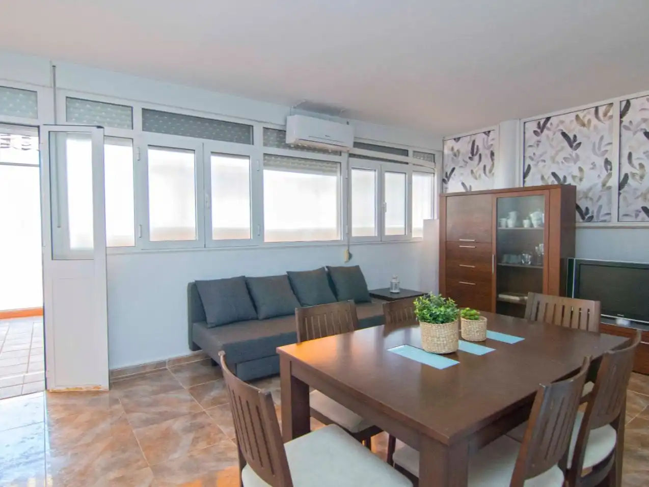 Living room of Flat for sale in Sanlúcar de Barrameda  with Air Conditioner, Heating and Terrace