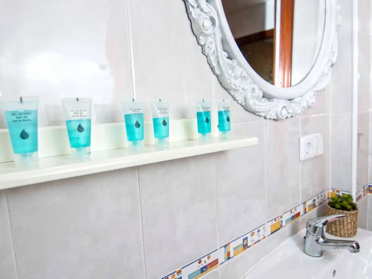 Bathroom of Flat for sale in Sanlúcar de Barrameda  with Air Conditioner, Heating and Terrace