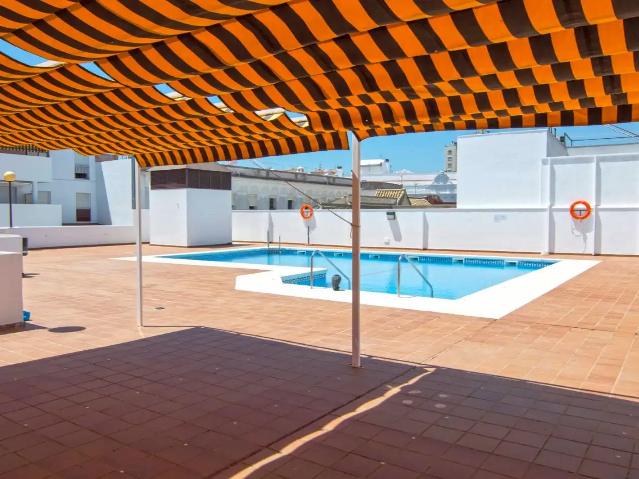 Swimming pool of Flat for sale in Sanlúcar de Barrameda  with Air Conditioner, Heating and Terrace