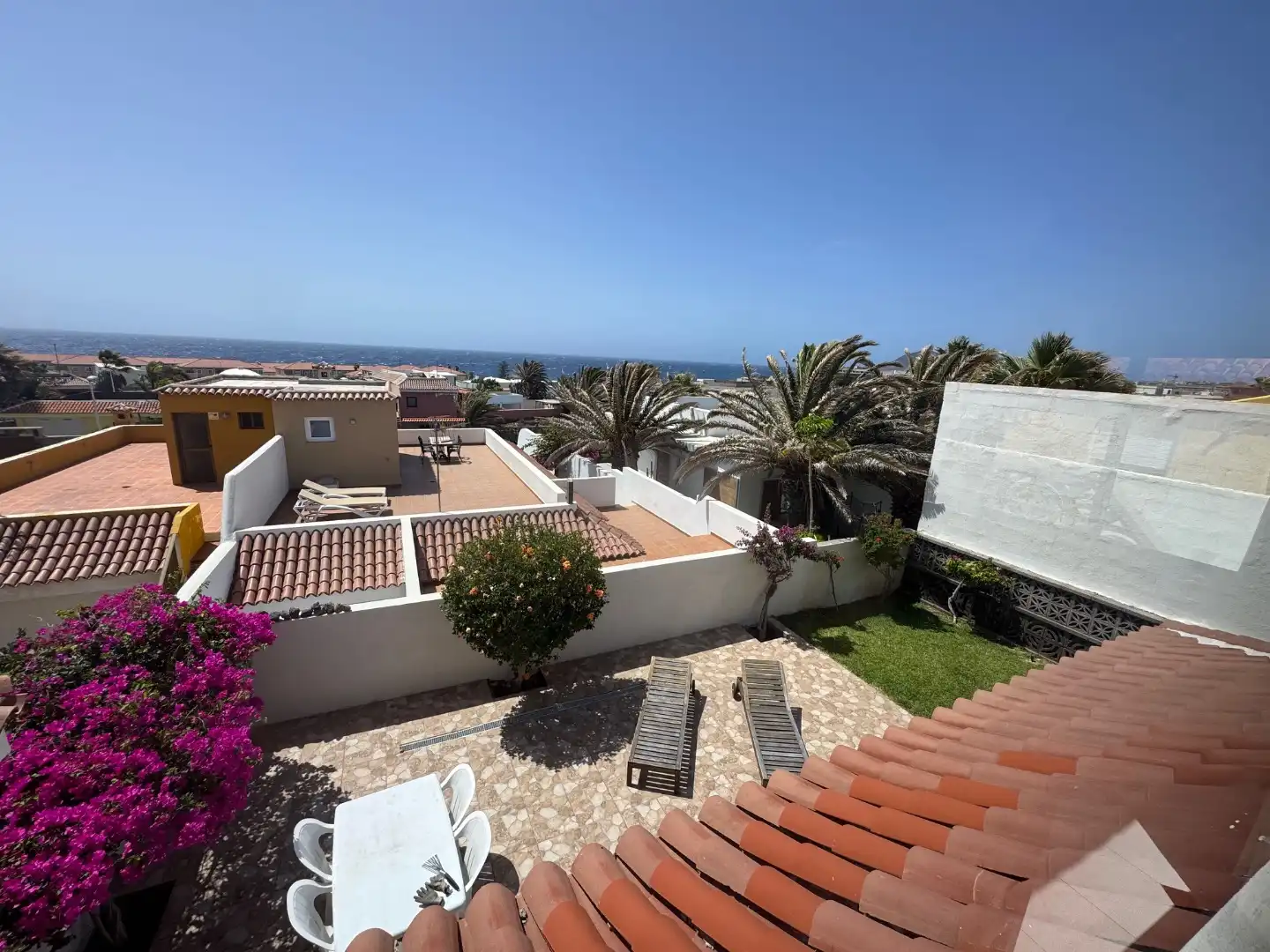 Casa o chalet en venta en Calle los Geranios, 4, El Médano Terraza de Casa o chalet en venta en Granadilla de Abona con Jardín privado y Terraza
