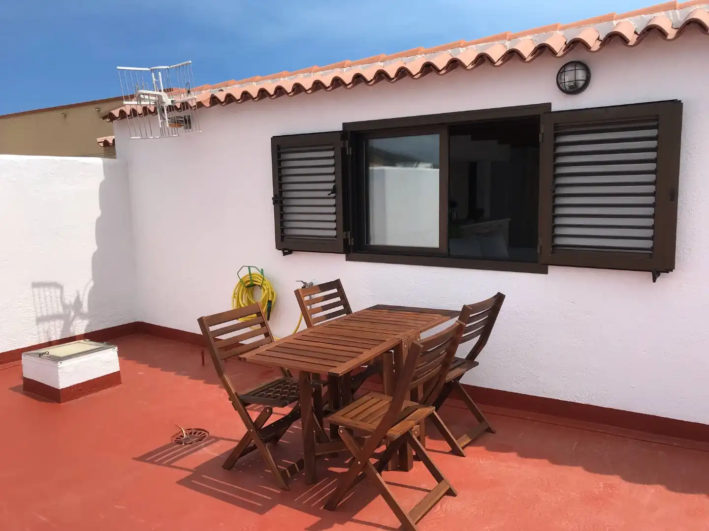 Casa o chalet en venta en Calle los Geranios, 4, El Médano Terraza de Casa o chalet en venta en Granadilla de Abona con Jardín privado y Terraza