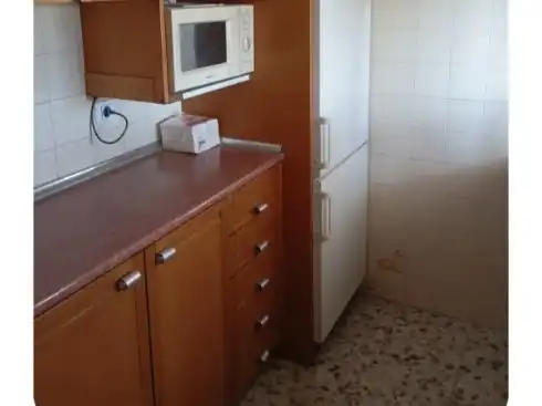 Piso en venta en Calle Almenara de San Juan -1, 51, Garrapinillos Cocina de Piso en venta en Zaragoza con Aire acondicionado, Calefacción y Jardín privado