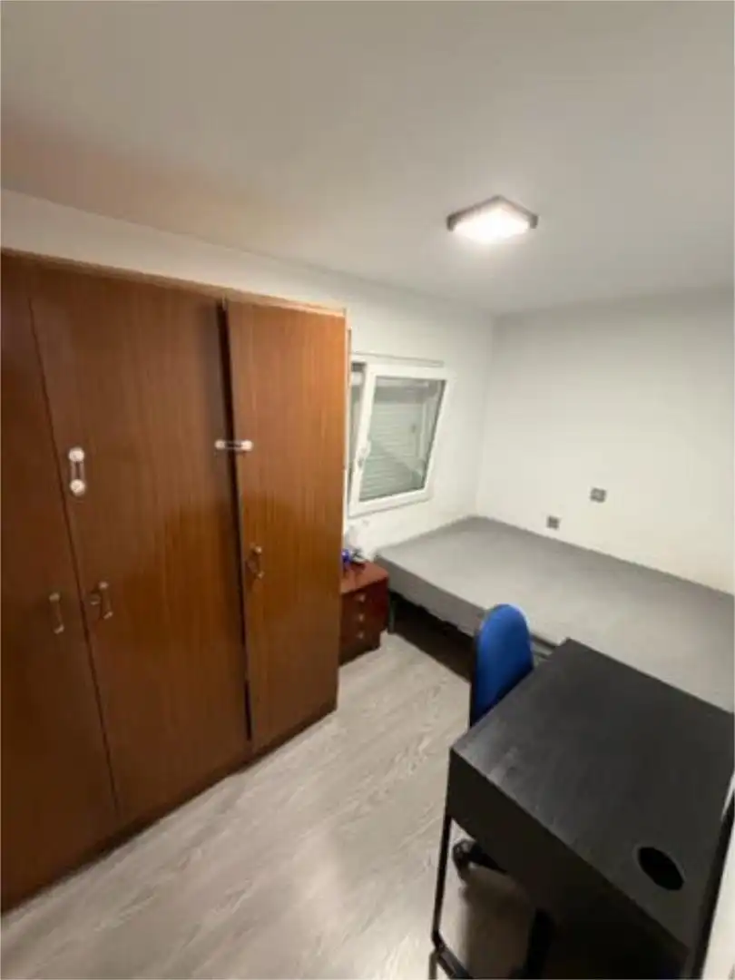 Flat for rent in Pueblo Nuevo Bedroom of Flat for rent in Madrid with Furnished