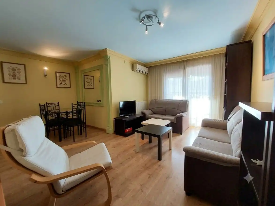 Sala d'estar de Pis per a compartir en Madrid amb Aire condicionat, Calefacció i Parquet