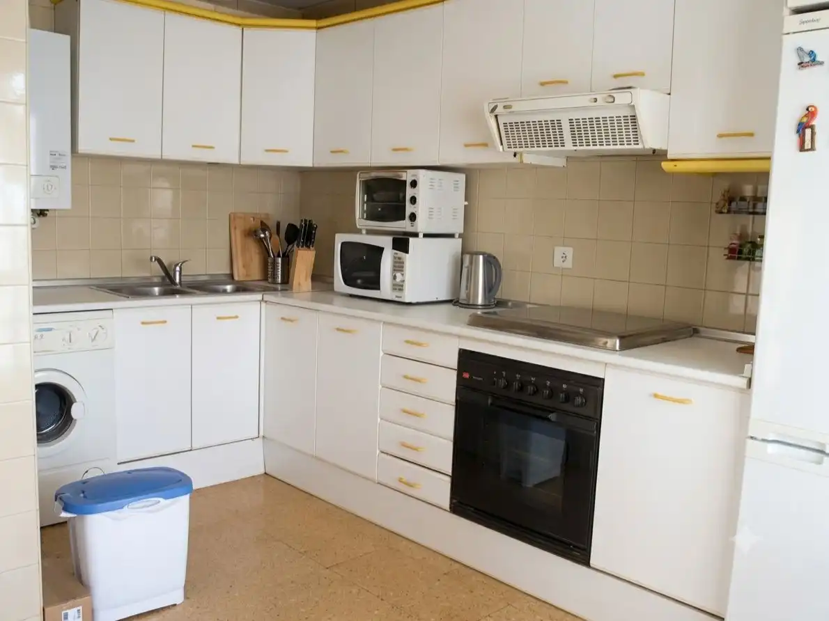Cuina de Pis per a compartir en Madrid amb Aire condicionat, Calefacció i Parquet