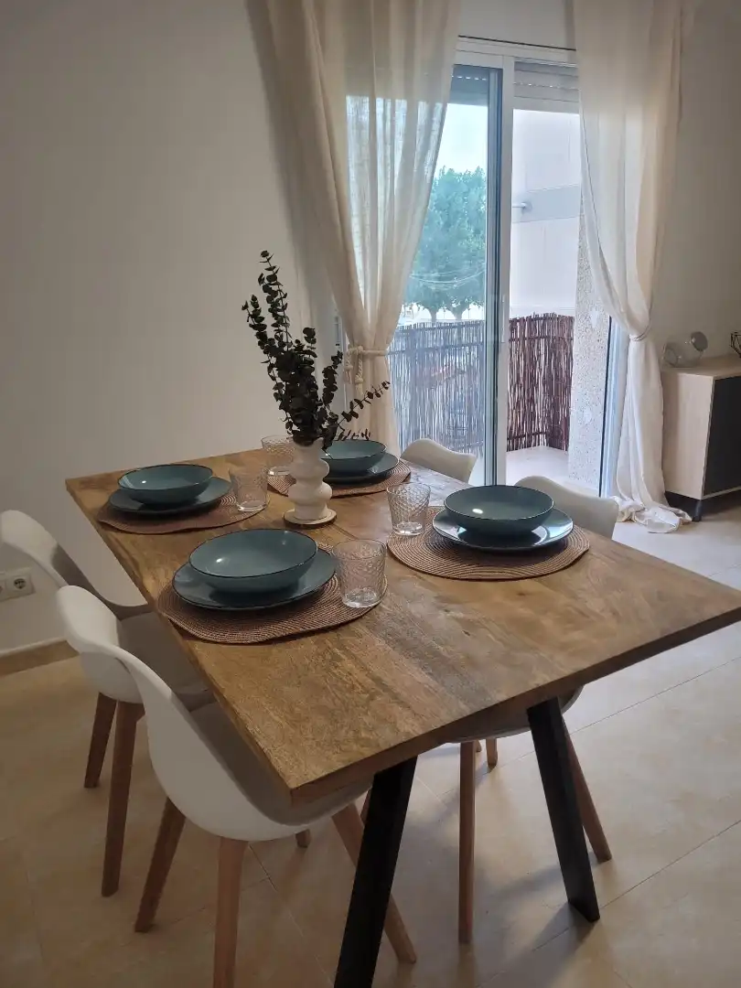 Piso de alquiler en Plaça Cosme Maine, 1117, Calafell Poble Comedor de Piso de alquiler en Calafell con Amueblado, Horno y Lavadora