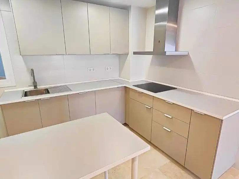 Kitchen of Flat for rent in Sevilla  with Air Conditioner, Heating and Parquet flooring