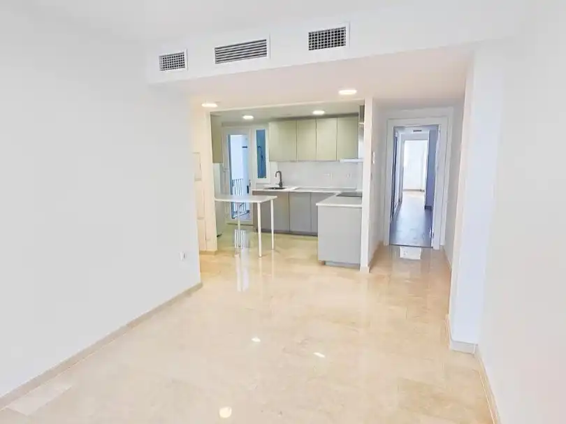 Kitchen of Flat for rent in Sevilla  with Air Conditioner, Heating and Parquet flooring