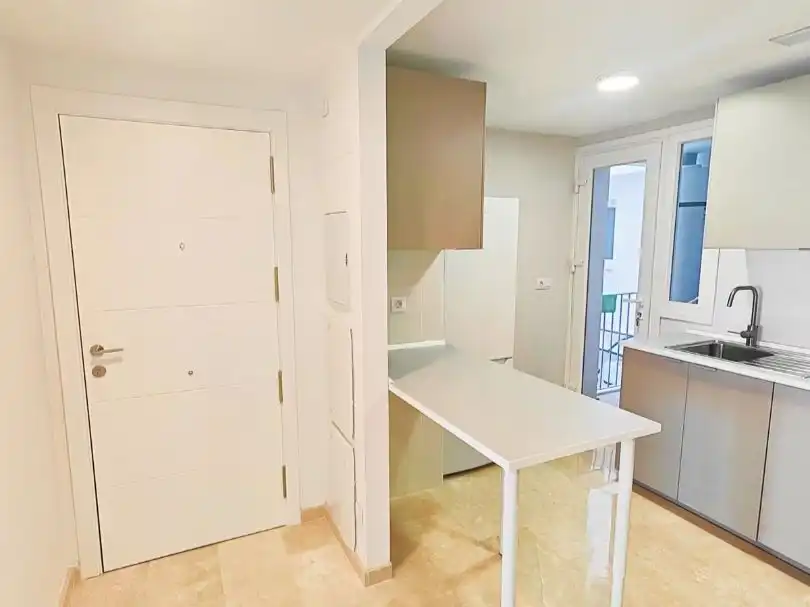 Kitchen of Flat for rent in Sevilla  with Air Conditioner, Heating and Parquet flooring