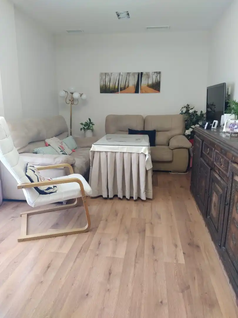 Flat for sale in Calle Alfonso de Orleans, 3, Utrera Living room of Flat for sale in Utrera with Air Conditioner, Terrace and Balcony