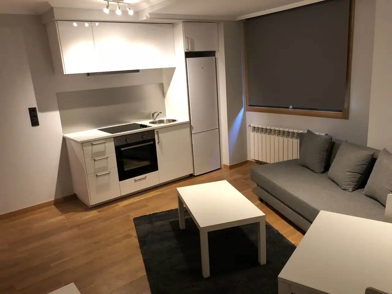 Apartament en venda a Rúa Colombia, 10, Casablanca - Calvario Sala d'estar de Apartament en venda en Vigo amb Calefacció, Moblat i Videoporter