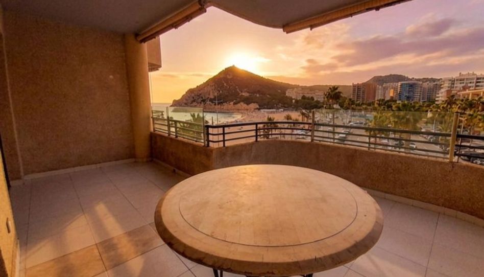 Piso de alquiler en Avinguda de la Marina Baixa, 16, Cala de Finestrat, Finestrat - imagen 1 Foto 1 de Piso de alquiler en Avinguda de la Marina Baixa, 16, Cala de Finestrat, Finestrat