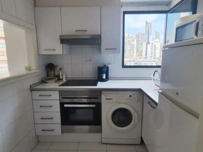 Piso de alquiler en Avinguda de la Marina Baixa, 16, Cala de Finestrat Cocina de Piso de alquiler en Finestrat con Aire acondicionado, Calefacción y Terraza