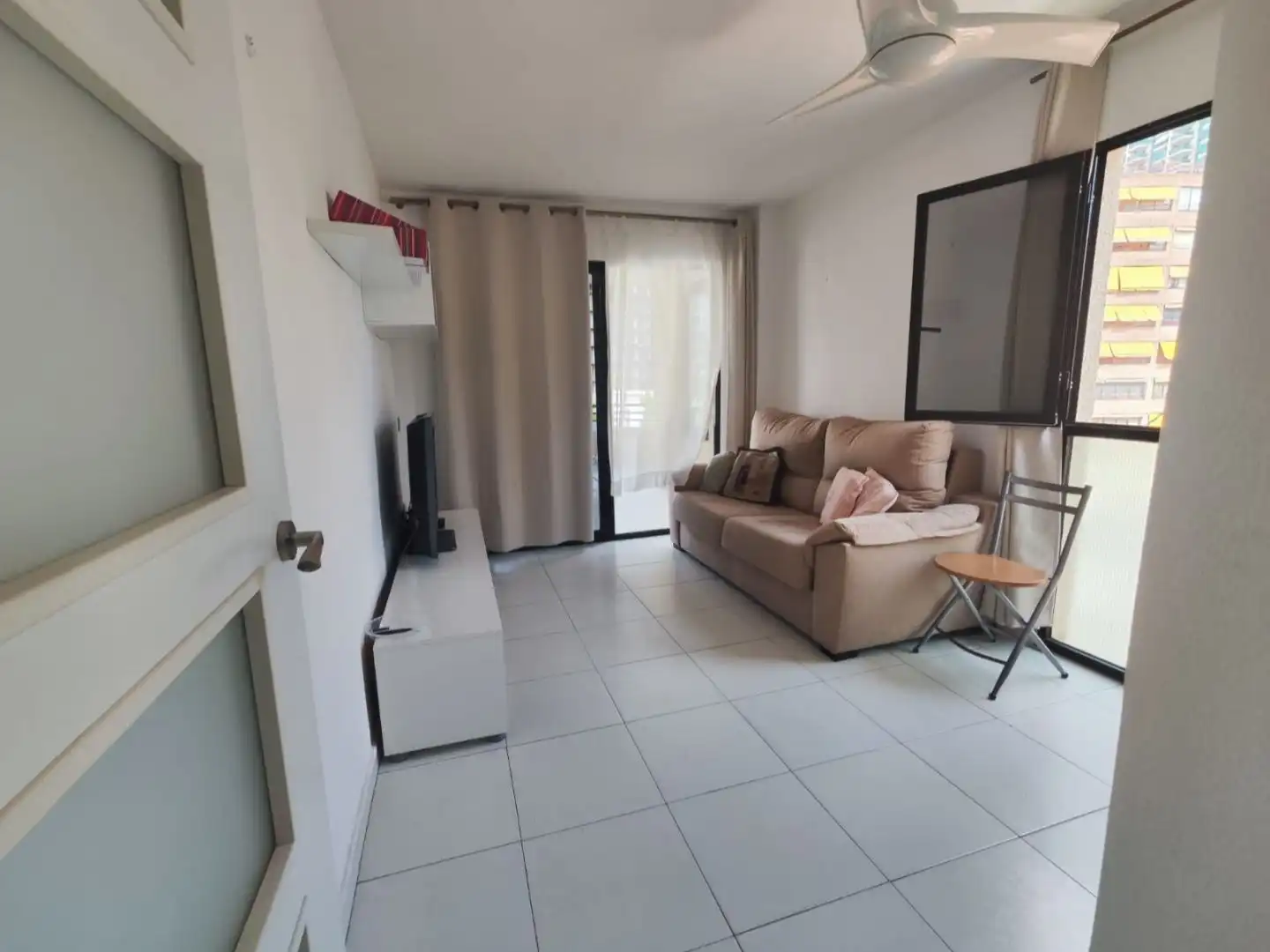 Piso de alquiler en Avinguda de la Marina Baixa, 16, Cala de Finestrat Sala de estar de Piso de alquiler en Finestrat con Aire acondicionado, Calefacción y Terraza