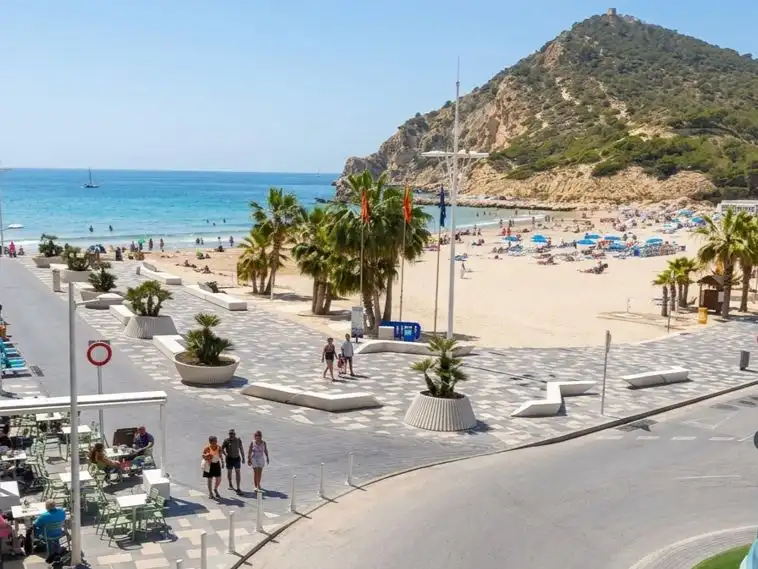 Piso de alquiler en Avinguda de la Marina Baixa, 16, Cala de Finestrat Vista exterior de Piso de alquiler en Finestrat con Aire acondicionado, Calefacción y Terraza