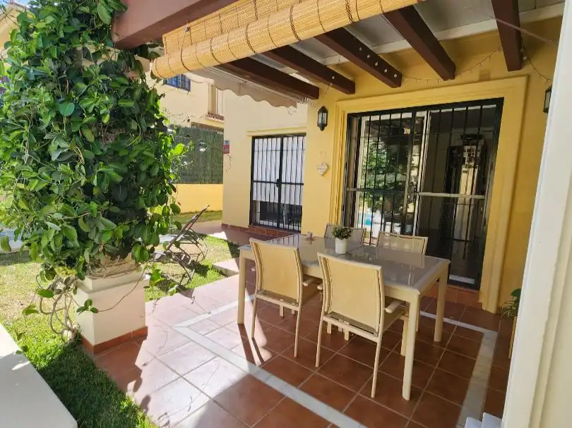 Casa o chalet en venta en Calle Rafael Farina, 17, Pinos de Alhaurín
