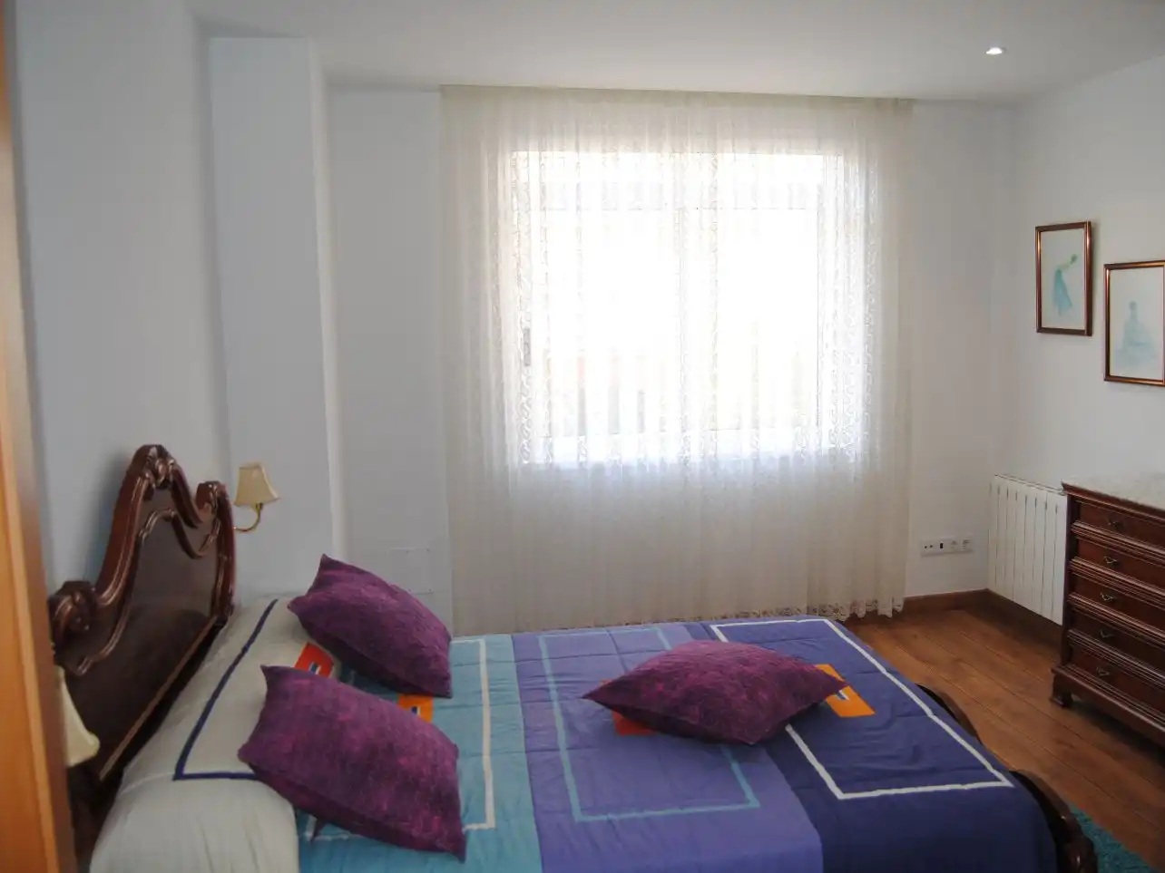 Ground floor for rent in Estrada de Castela, 228, Zona Ultramar Ground floor for rent in Estrada de Castela, 228, Zona Ultramar