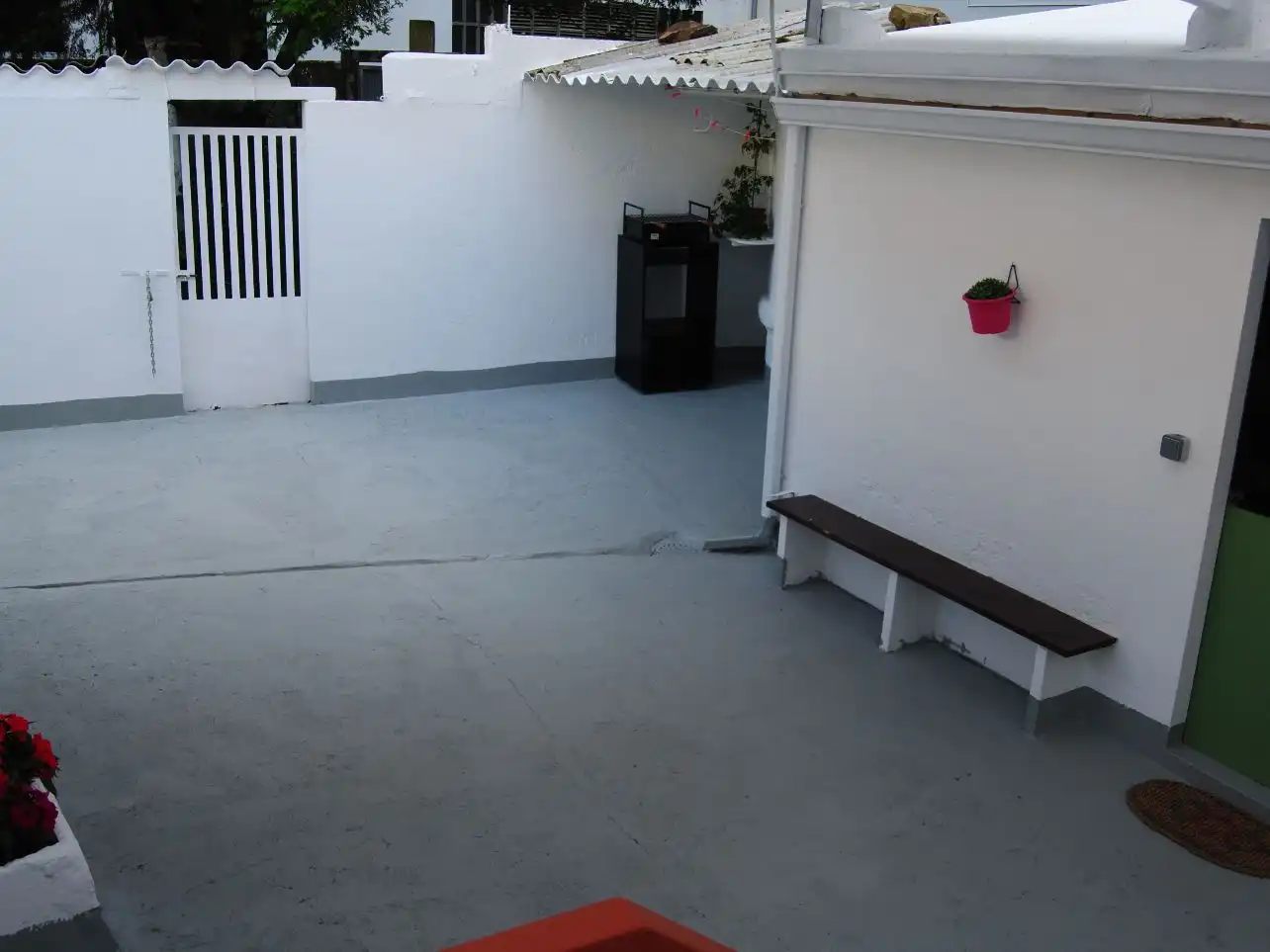 Ground floor for rent in Estrada de Castela, 228, Zona Ultramar Ground floor for rent in Estrada de Castela, 228, Zona Ultramar
