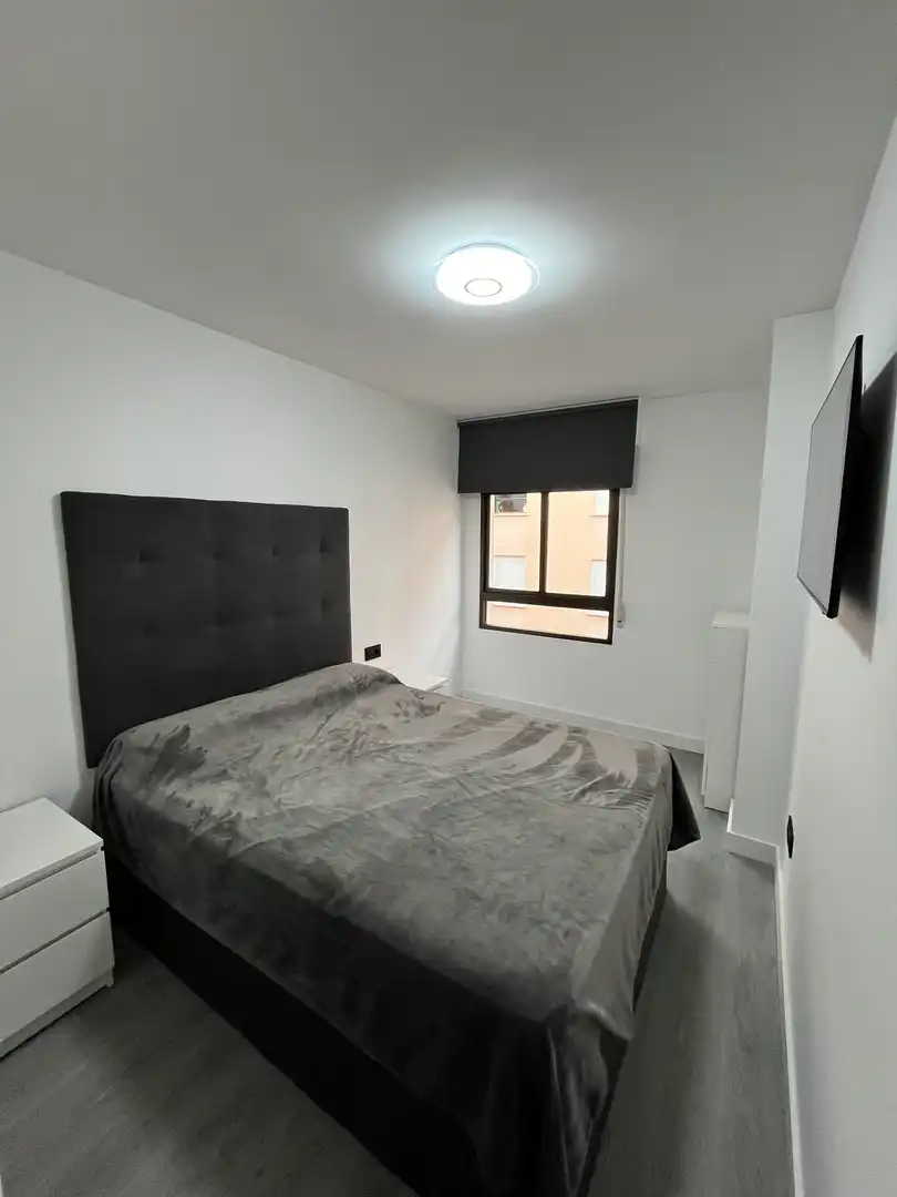 Habitación de Piso en venta en Castellón de la Plana / Castelló de la Plana con Aire acondicionado