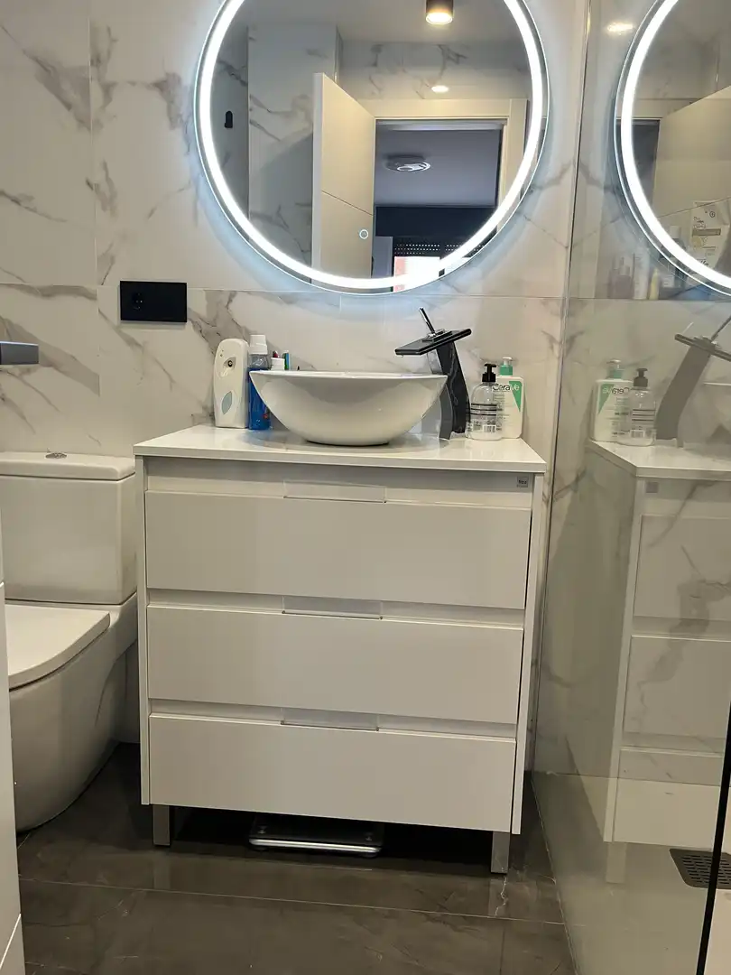 Baño de Piso en venta en Castellón de la Plana / Castelló de la Plana con Aire acondicionado