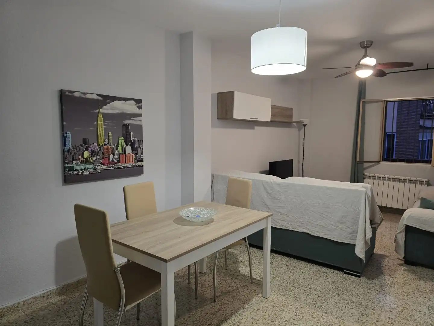 Piso de alquiler en Avenida de Madrid, 32, Belén - San Roque Sala de estar de Piso de alquiler en Jaén con Calefacción, Amueblado y Horno