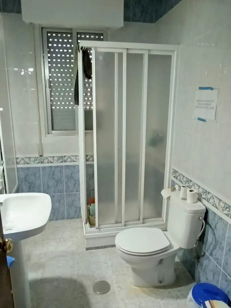 Casa o xalet en venda a Calle Sierra Norte, 136a, Castilblanco de los Arroyos Bany de Casa o xalet en venda en Castilblanco de los Arroyos amb Terrassa, Piscina i Balcó