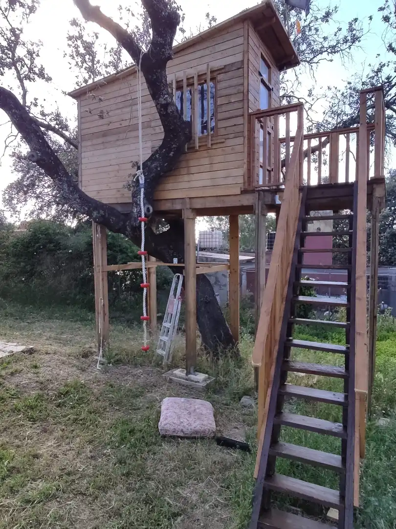 Casa o xalet en venda a Calle Sierra Norte, 136a, Castilblanco de los Arroyos Vista exterior de Casa o xalet en venda en Castilblanco de los Arroyos amb Terrassa, Piscina i Balcó