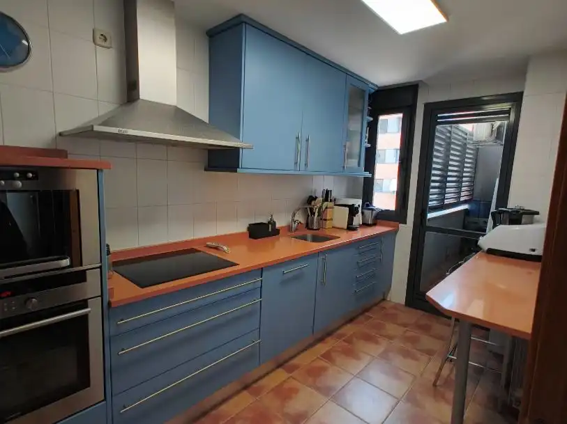 Pis en venda a Calle de Miguel Ángel Asturias, 1, Sanchinarro Cuina de Pis en venda en Madrid amb Aire condicionat, Calefacció i Parquet