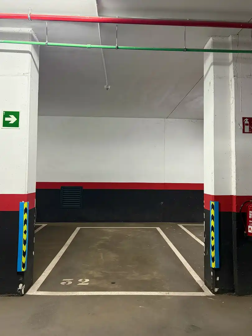 Parking of Flat for sale in Valdemoro  with Air Conditioner, Heating and Private garden