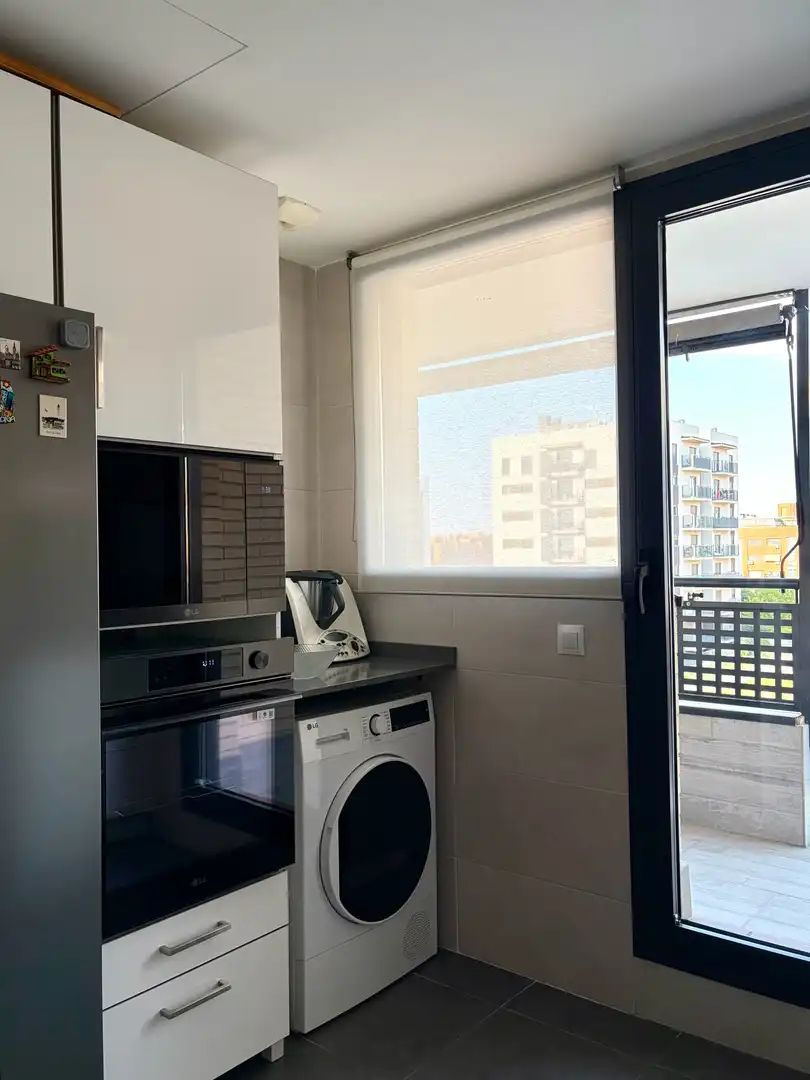 Kitchen of Flat for sale in Valdemoro  with Air Conditioner, Heating and Private garden