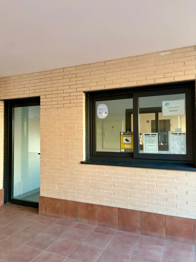 Exterior view of Flat for sale in Valdemoro  with Air Conditioner, Heating and Private garden