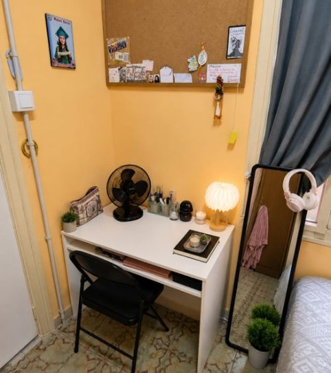 Habitación en Baixada de la Misericòrdia, 7, Part Alta, Tarragona Capital - imagen 2 Foto 2 de Habitación en Baixada de la Misericòrdia, 7, Part Alta, Tarragona Capital