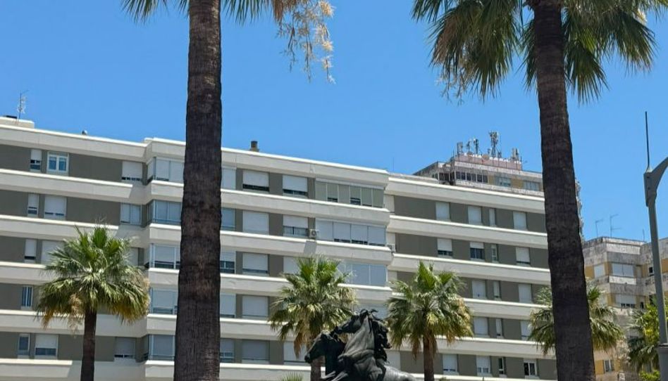 Piso en venta en Plaza del Caballo, 5, Parque Avenida, Jerez de la Frontera - imagen 1 Foto 1 de Piso en venta en Plaza del Caballo, 5, Parque Avenida, Jerez de la Frontera