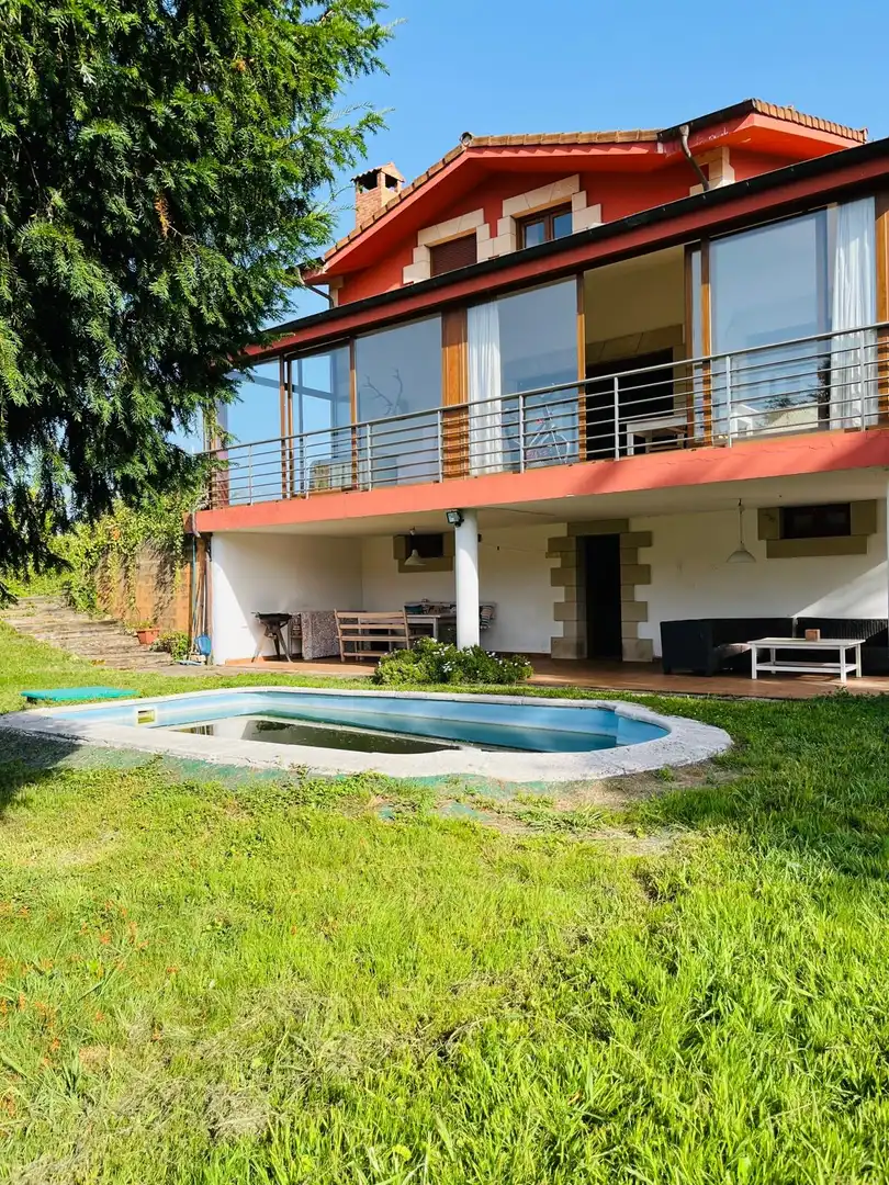 Casa o chalet en venta en Barrio Caviedes, Valdáliga Piscina de Casa o chalet en venta en Valdáliga con Aire acondicionado, Calefacción y Jardín privado