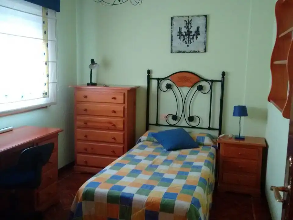 Room in Rúa de Salamanca, 6, Praza Independencia