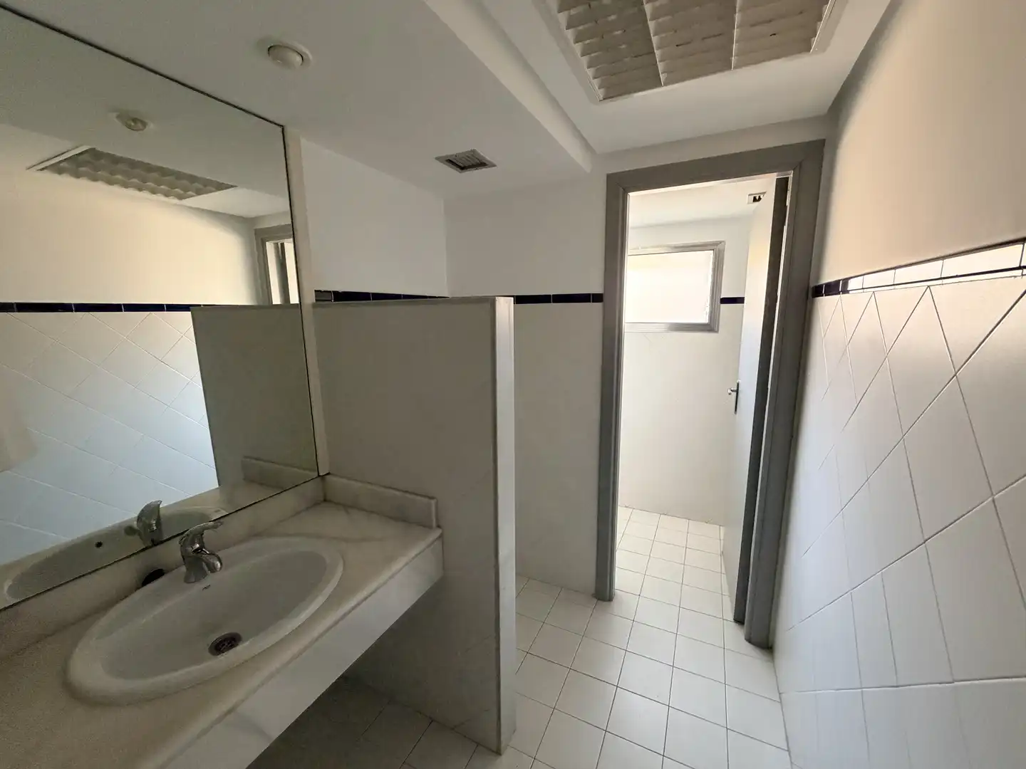 Local de alquiler en Calle Ramón y Cajal, 12, Redován Baño de Local de alquiler en Redován con Aire acondicionado