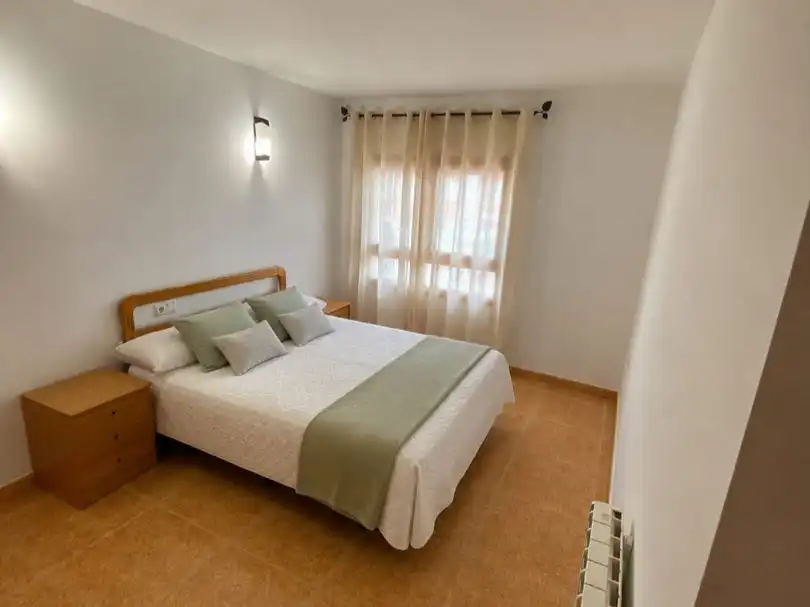 Bedroom of Flat for rent in Calamocha  with Heating and Furnished