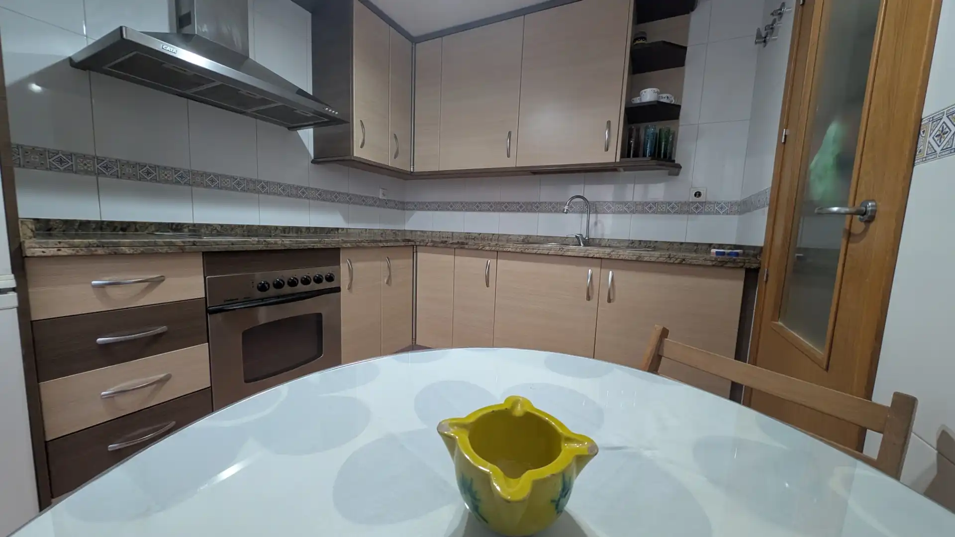 Cocina de Piso de alquiler en Gójar con Calefacción, Jardín privado y Parquet