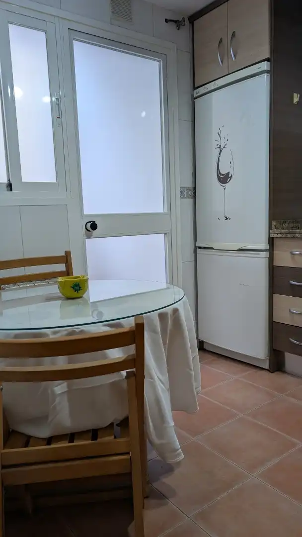 Cocina de Piso de alquiler en Gójar con Calefacción, Jardín privado y Parquet