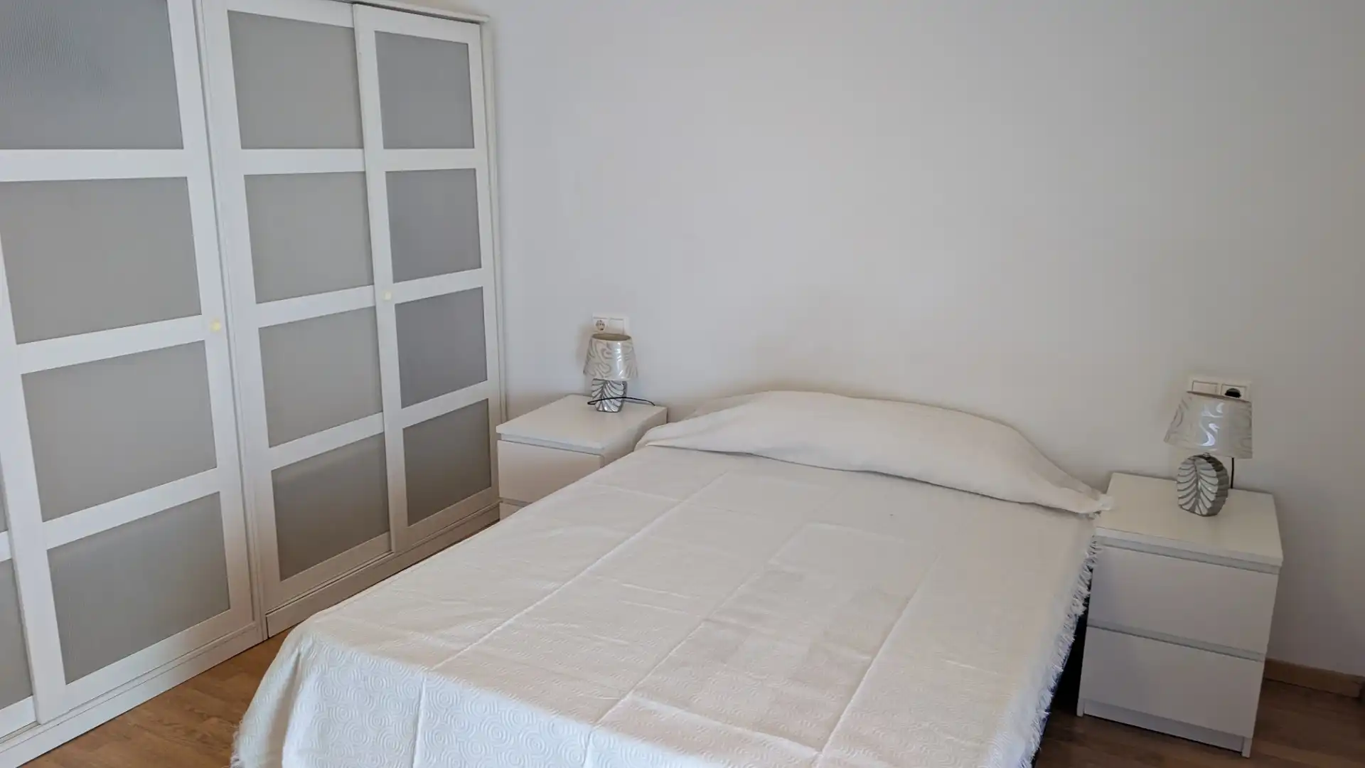 Habitación de Piso de alquiler en Gójar con Calefacción, Jardín privado y Parquet