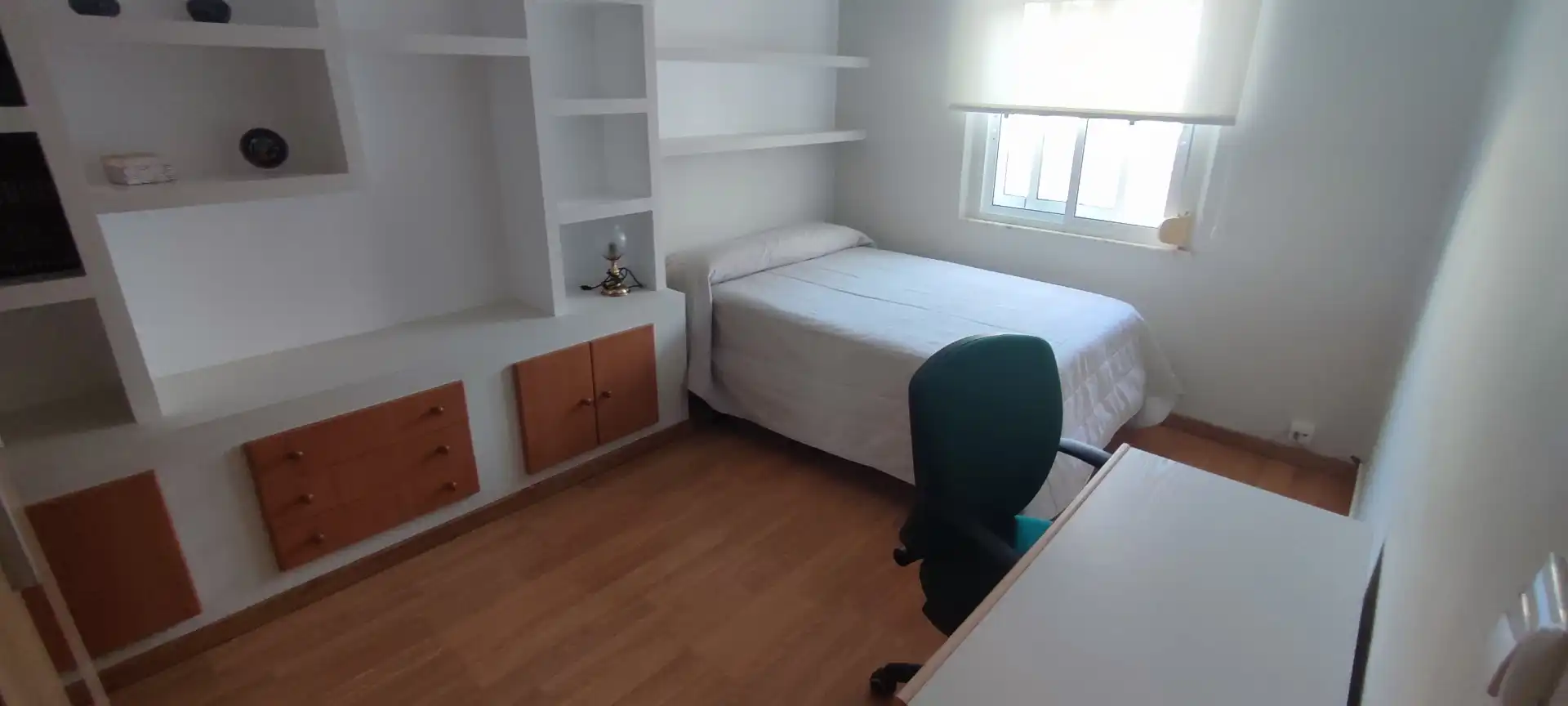 Ground floor for rent in Rúa Castelo de Andrade, 17, Porta Nova Bedroom of Ground floor for rent in Ferrol with Furnished