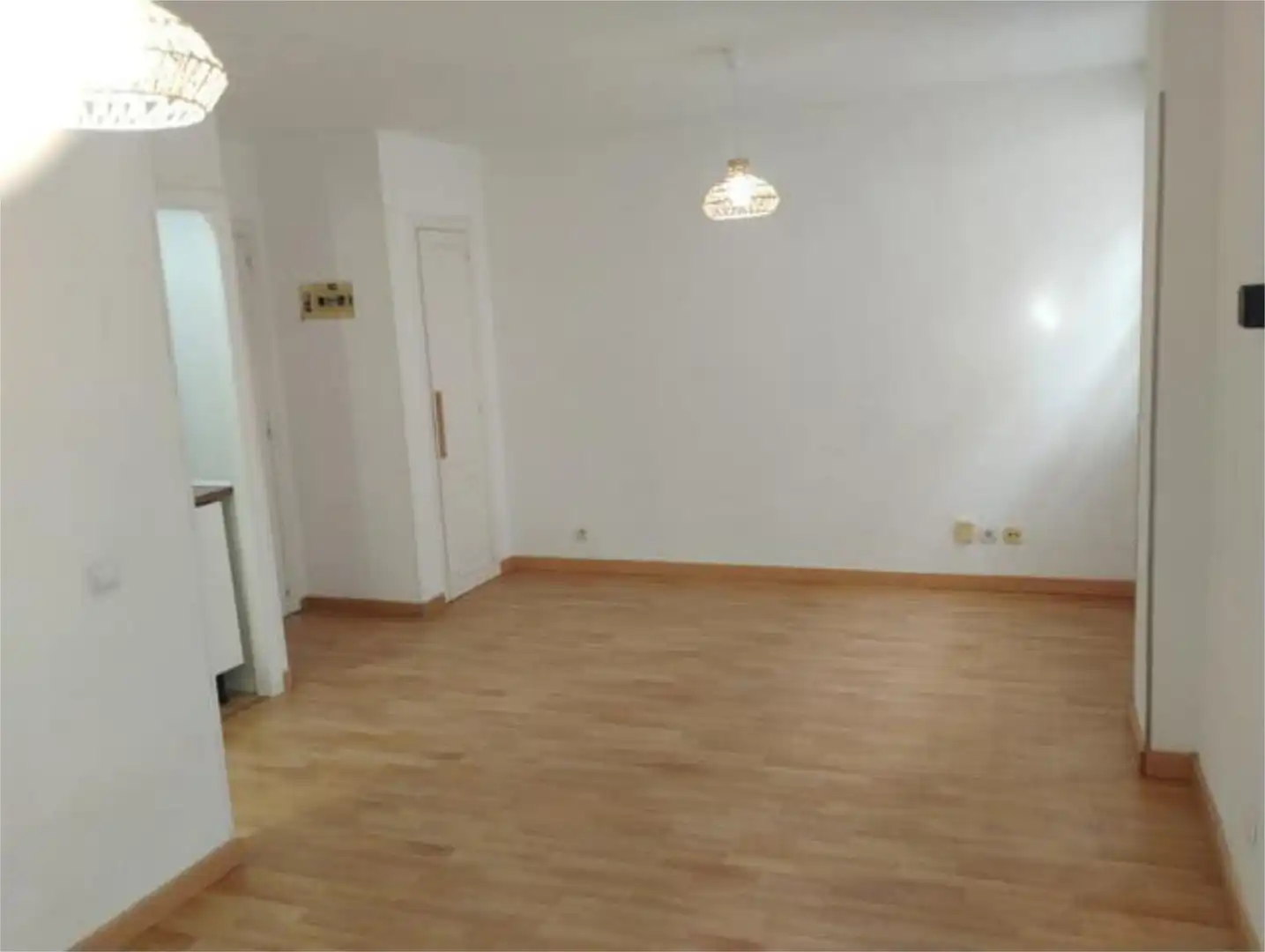 Estudi de lloguer a Lista Sala d'estar de Estudi de lloguer en Madrid amb Calefacció, Jardí privat i Piscina