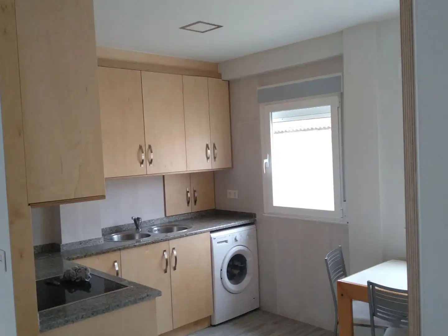 Kitchen of Flat for rent in Santiago de Compostela   with Heating, Terrace and Furnished