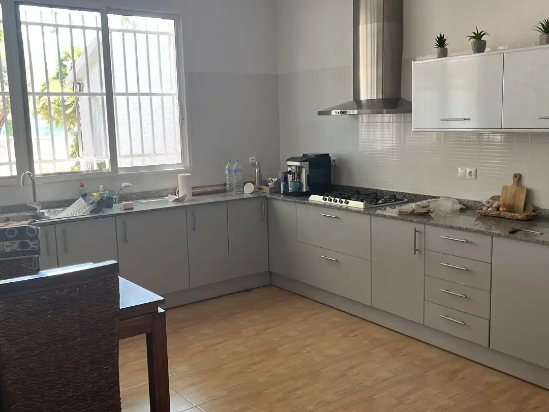Cocina de Piso de alquiler en Elche / Elx con Terraza, Amueblado y Parking comunitario